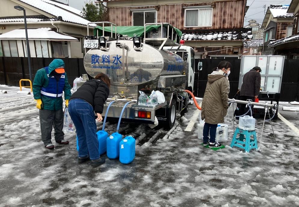 給水活動の様子