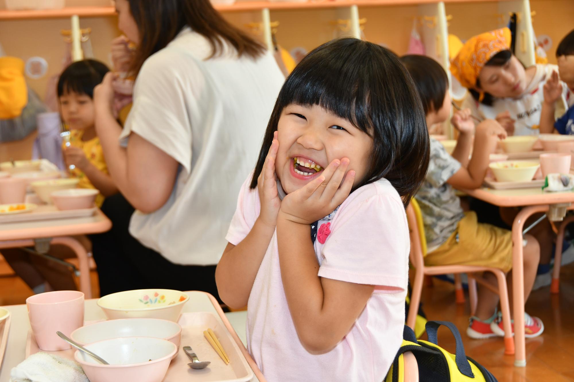 0914八幡野幼稚園給食視察2