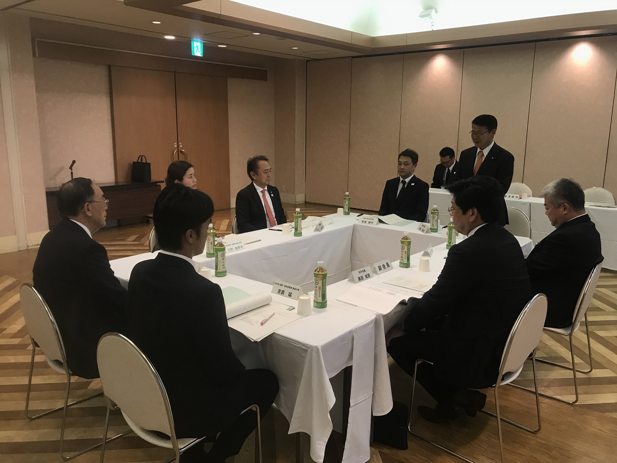 ANJINプロジェクト連絡協議会総会であいさつをする市長