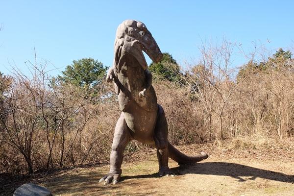 恐竜モニュメント（ティラノサウルス）の写真