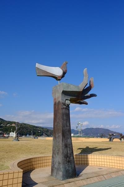 重岡建治氏作の彫刻の写真2